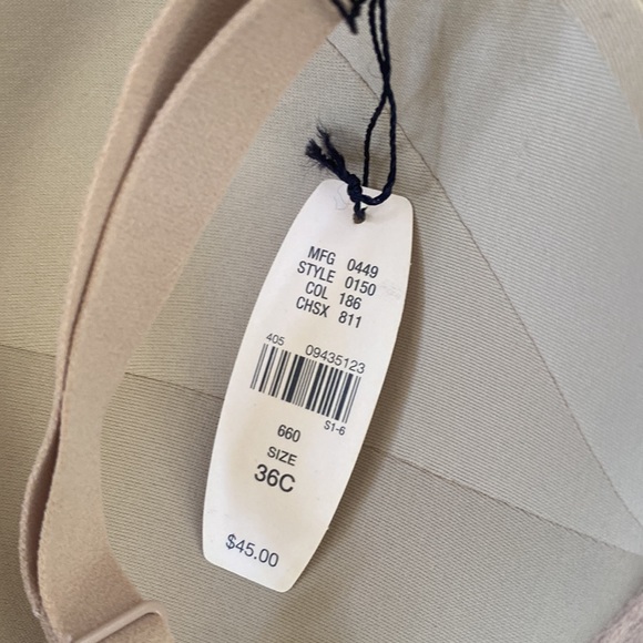 NWT Victoria’s Secret bra - Picture 3 of 5